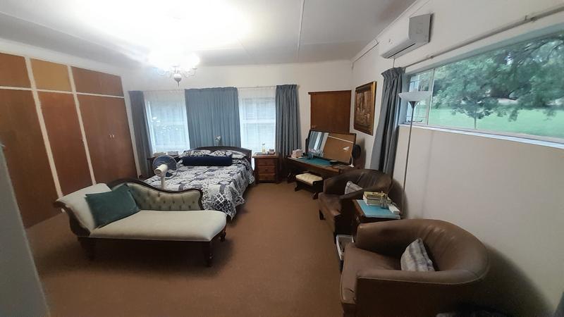 10 Bedroom Property for Sale in Andeon AH Gauteng