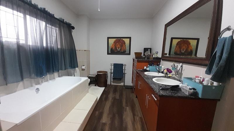 10 Bedroom Property for Sale in Andeon AH Gauteng