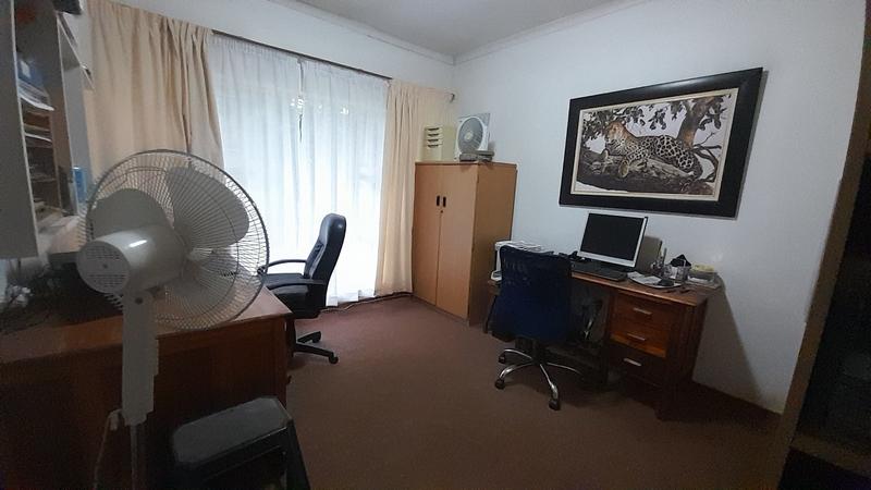 10 Bedroom Property for Sale in Andeon AH Gauteng