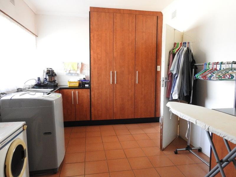 10 Bedroom Property for Sale in Andeon AH Gauteng