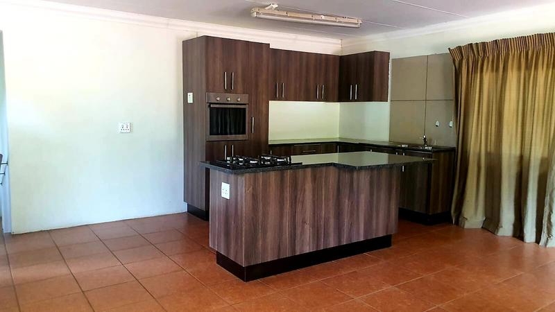 10 Bedroom Property for Sale in Andeon AH Gauteng