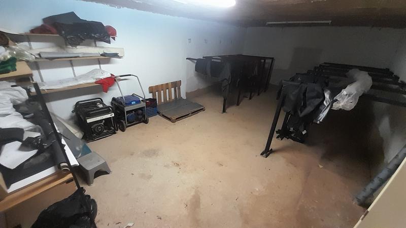 10 Bedroom Property for Sale in Andeon AH Gauteng