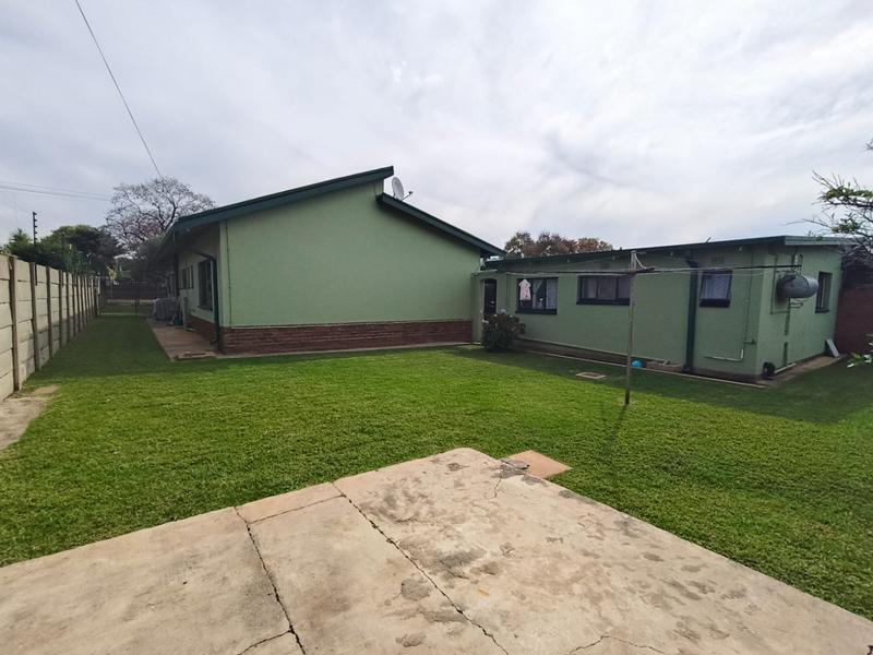3 Bedroom Property for Sale in Booysens Gauteng