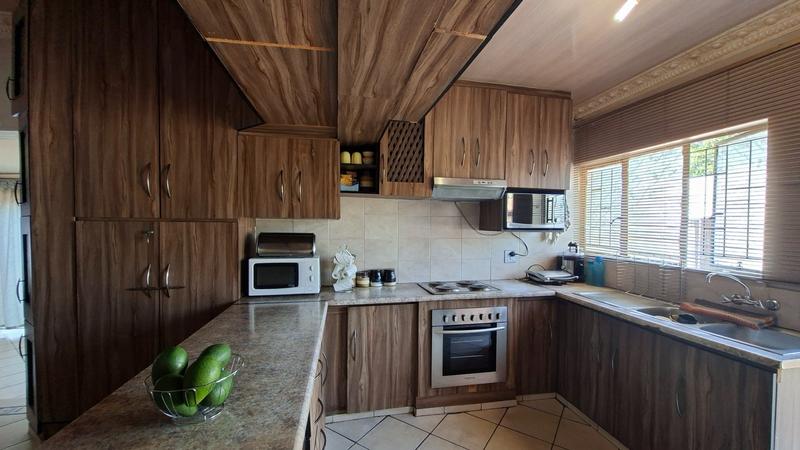 4 Bedroom Property for Sale in Booysens Gauteng