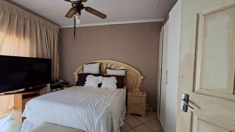 4 Bedroom Property for Sale in Booysens Gauteng