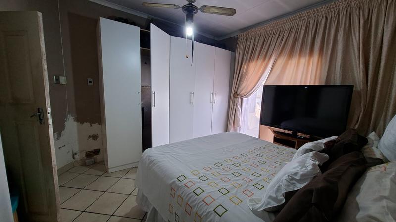 4 Bedroom Property for Sale in Booysens Gauteng