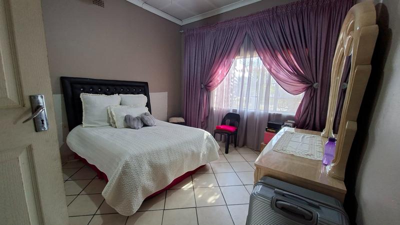 4 Bedroom Property for Sale in Booysens Gauteng