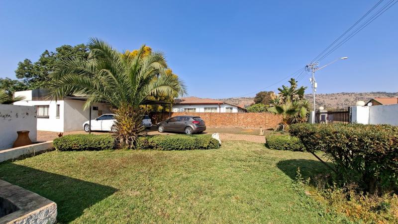 4 Bedroom Property for Sale in Booysens Gauteng