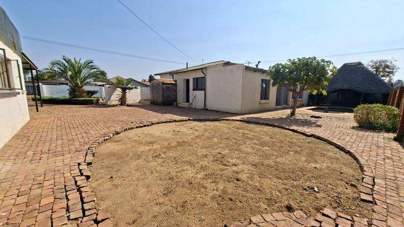 4 Bedroom Property for Sale in Booysens Gauteng