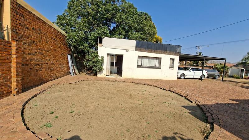 4 Bedroom Property for Sale in Booysens Gauteng