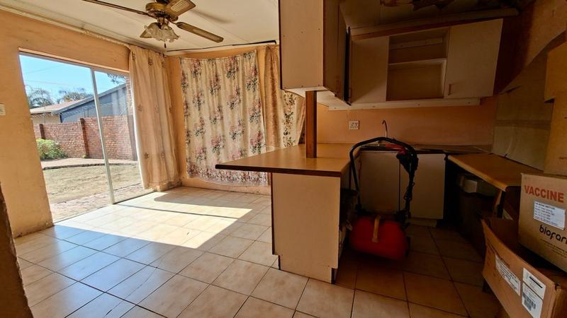 4 Bedroom Property for Sale in Booysens Gauteng