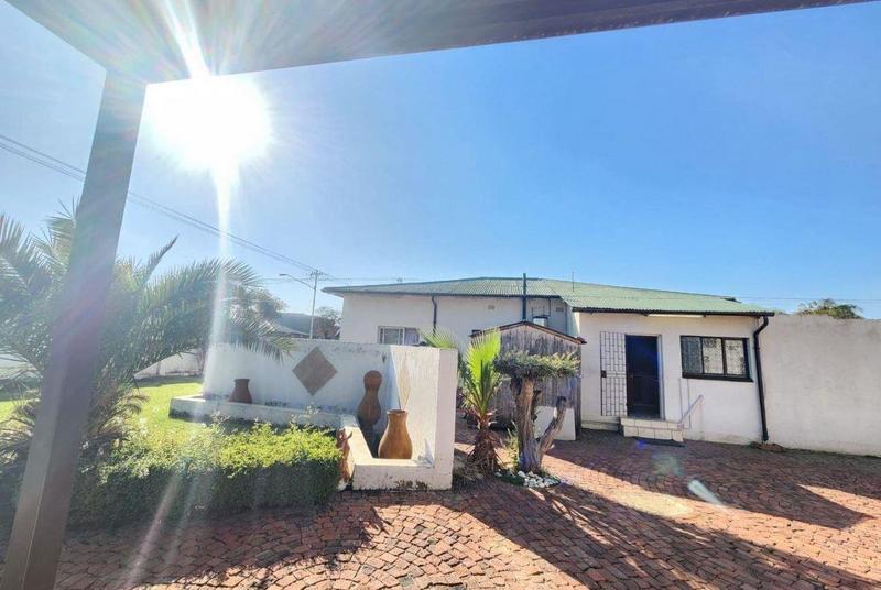 4 Bedroom Property for Sale in Booysens Gauteng