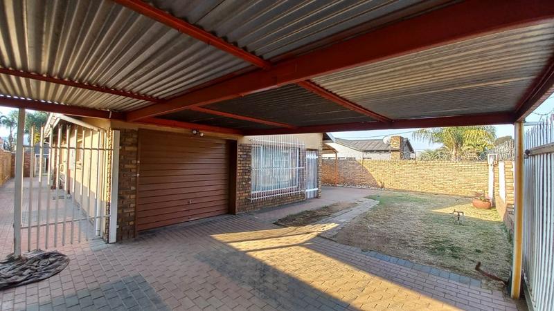 3 Bedroom Property for Sale in Booysens Gauteng