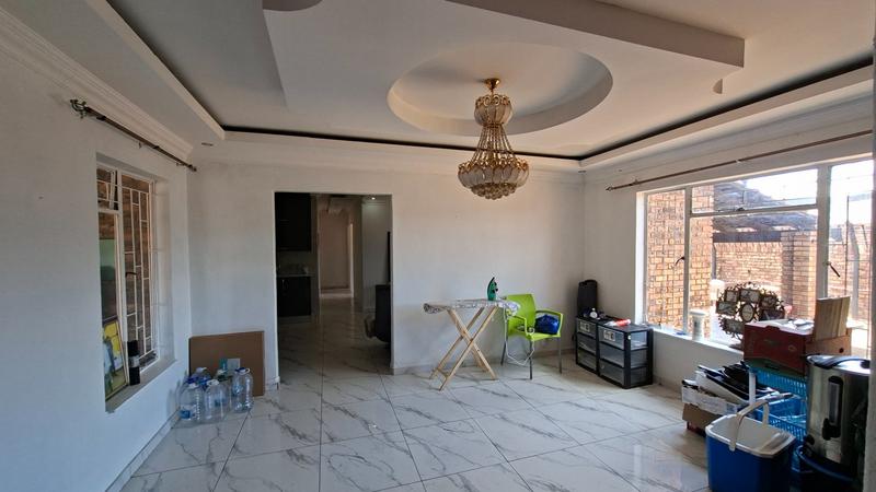 4 Bedroom Property for Sale in Booysens Gauteng