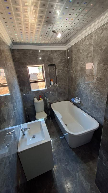 4 Bedroom Property for Sale in Booysens Gauteng