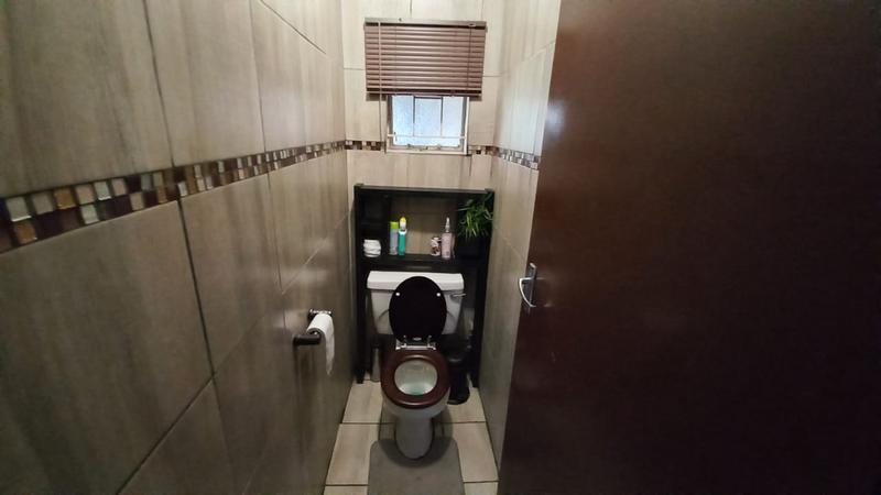 3 Bedroom Property for Sale in Claremont Gauteng