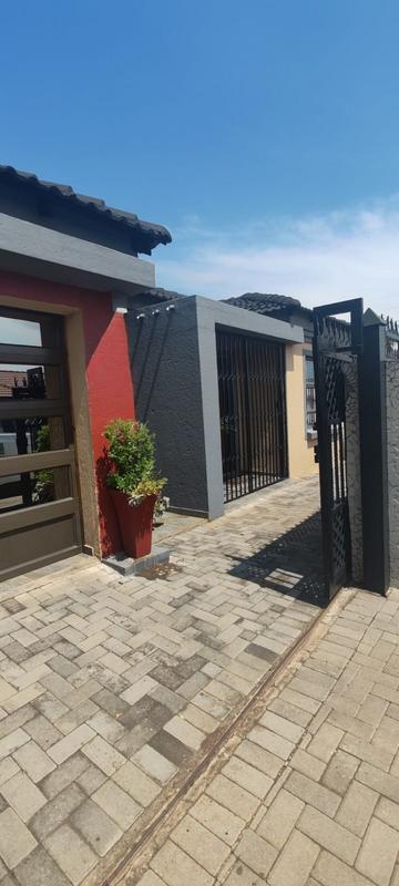 3 Bedroom Property for Sale in Danville Gauteng