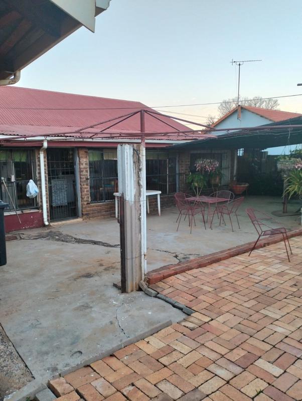 4 Bedroom Property for Sale in Danville Gauteng