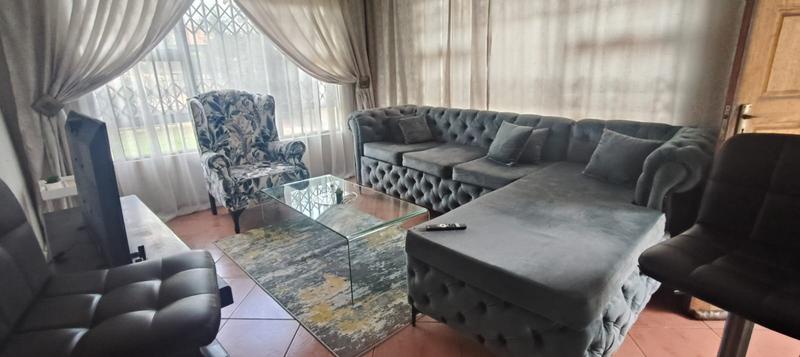 2 Bedroom Property for Sale in Danville Gauteng