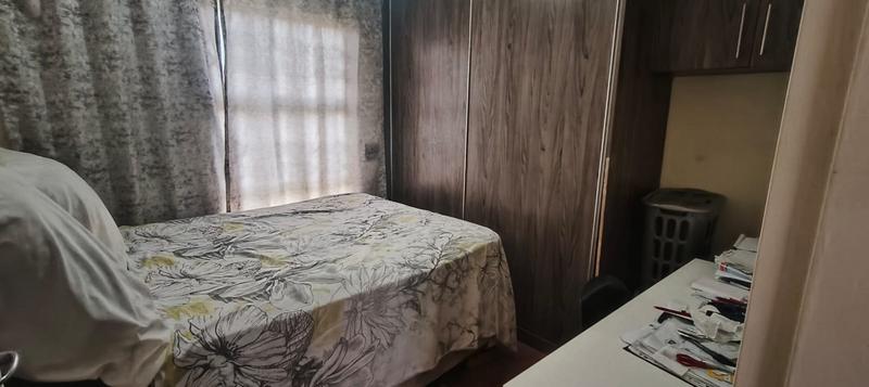 2 Bedroom Property for Sale in Danville Gauteng