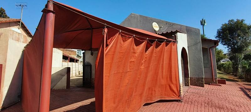 2 Bedroom Property for Sale in Elandspoort Gauteng