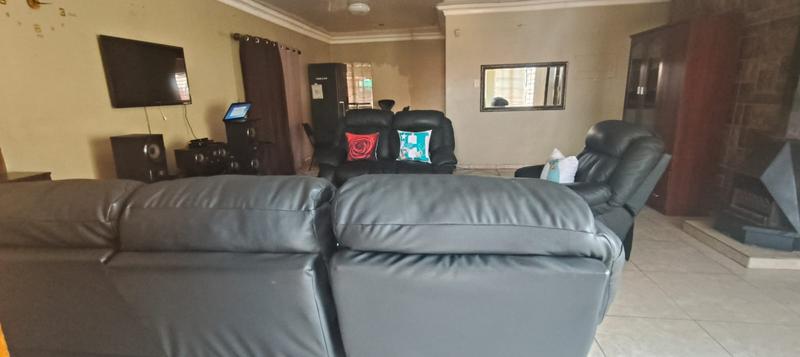 3 Bedroom Property for Sale in Elandspoort Gauteng