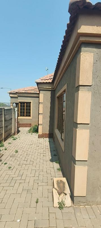 3 Bedroom Property for Sale in Elandspoort Gauteng