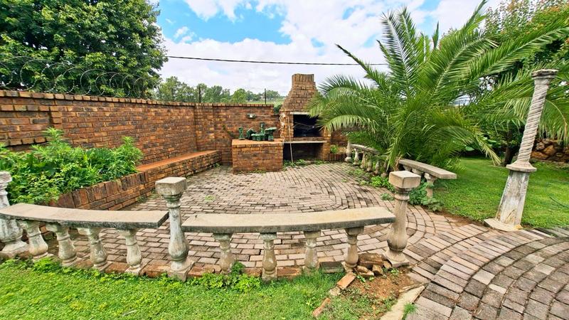 4 Bedroom Property for Sale in Erasmia Gauteng