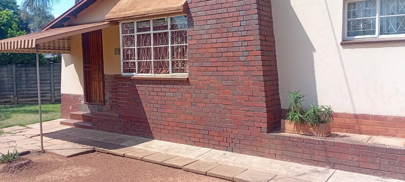 3 Bedroom Property for Sale in Les Marais Gauteng