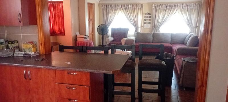 3 Bedroom Property for Sale in Les Marais Gauteng