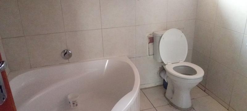 3 Bedroom Property for Sale in Les Marais Gauteng
