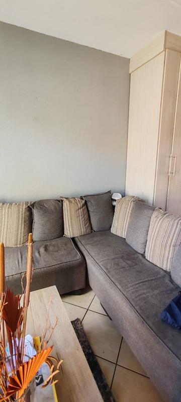 2 Bedroom Property for Sale in Lotus Gardens Gauteng