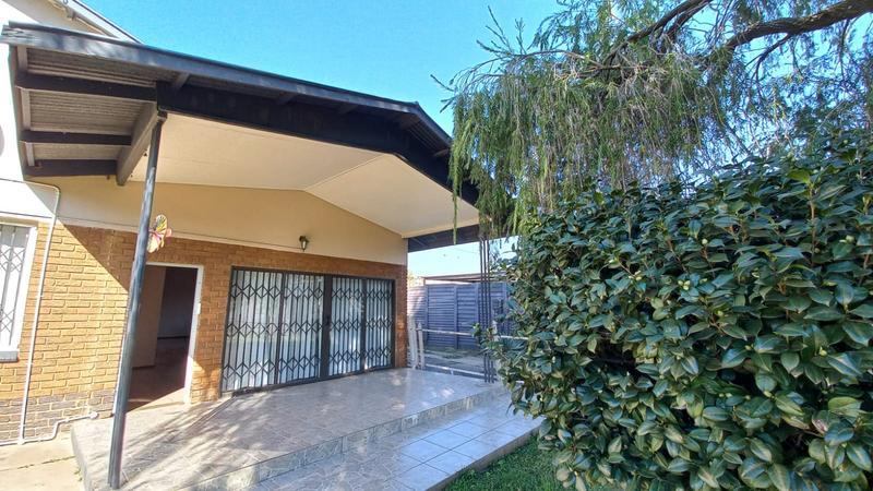 5 Bedroom Property for Sale in Mayville Gauteng