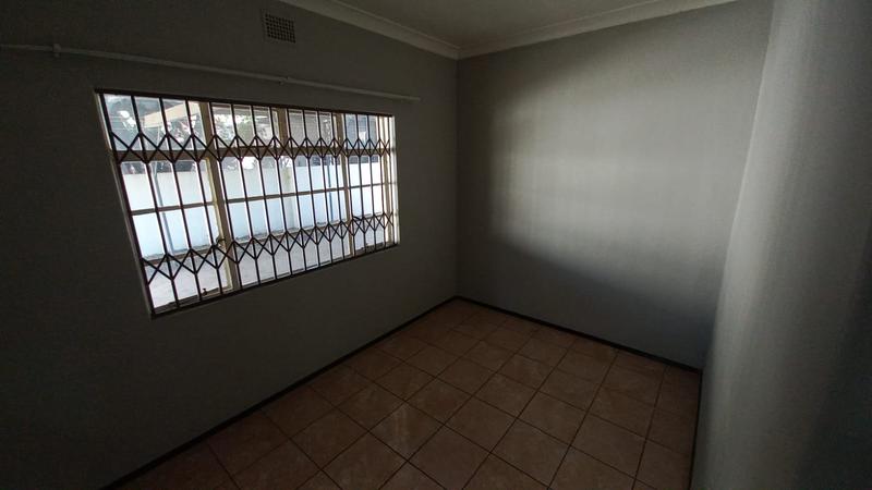 5 Bedroom Property for Sale in Mayville Gauteng