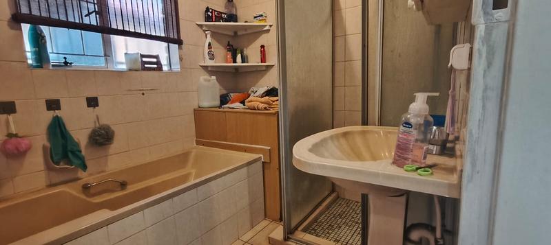 2 Bedroom Property for Sale in Mountain View Gauteng