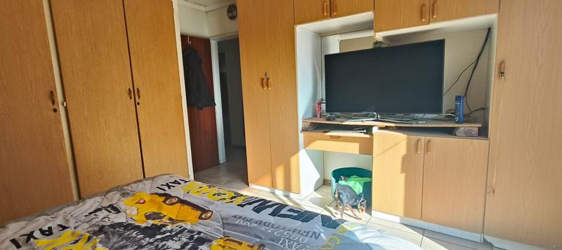 2 Bedroom Property for Sale in Mountain View Gauteng