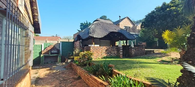 2 Bedroom Property for Sale in Mountain View Gauteng