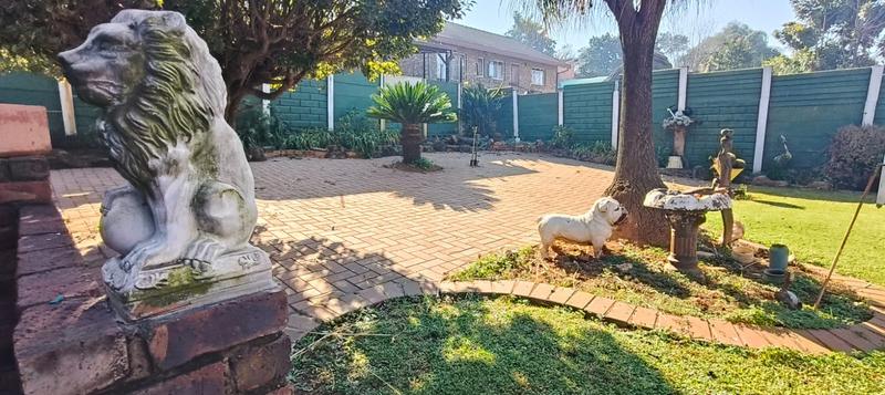2 Bedroom Property for Sale in Mountain View Gauteng