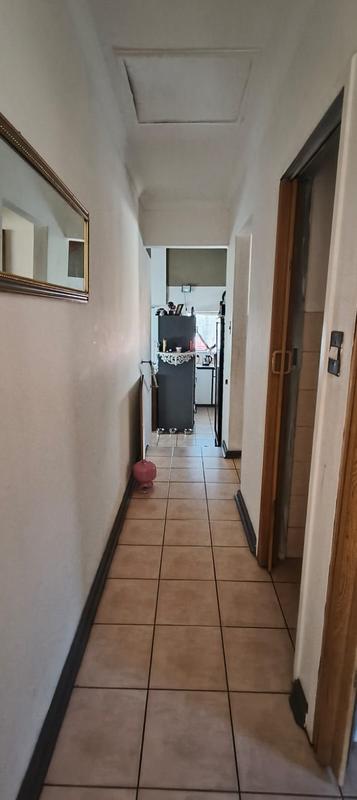 2 Bedroom Property for Sale in Mountain View Gauteng