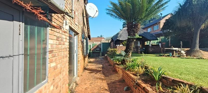 2 Bedroom Property for Sale in Mountain View Gauteng