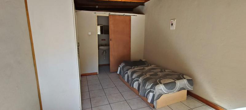 3 Bedroom Property for Sale in Mountain View Gauteng