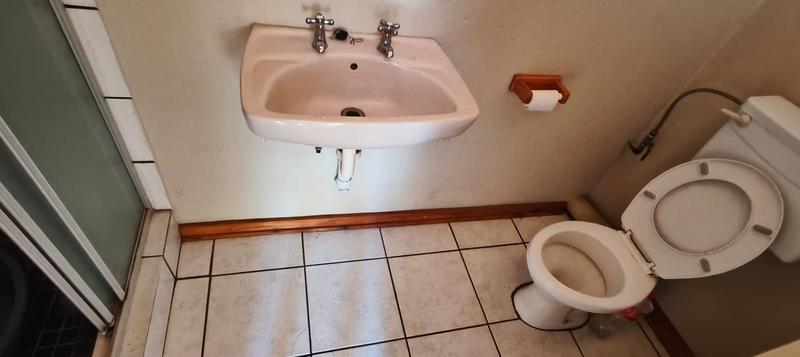 3 Bedroom Property for Sale in Mountain View Gauteng
