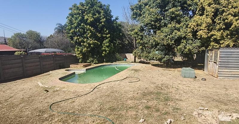 3 Bedroom Property for Sale in Mountain View Gauteng