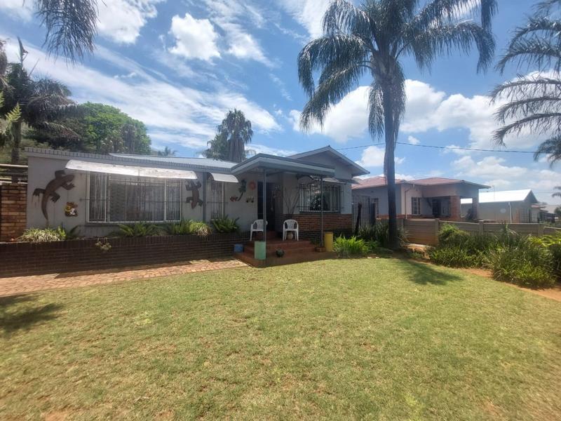 3 Bedroom Property for Sale in Mountain View Gauteng