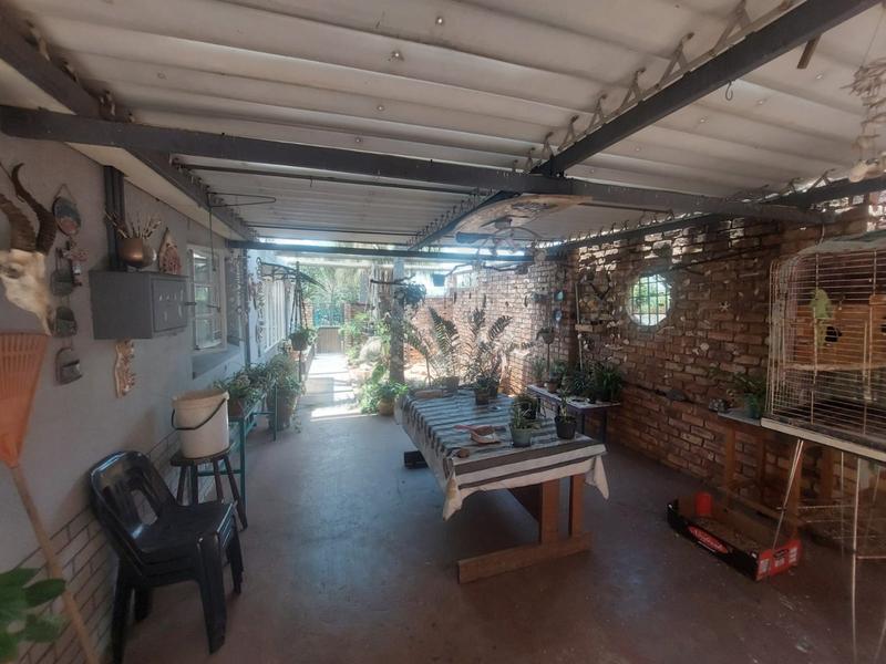 3 Bedroom Property for Sale in Mountain View Gauteng