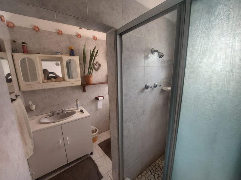 3 Bedroom Property for Sale in Mountain View Gauteng