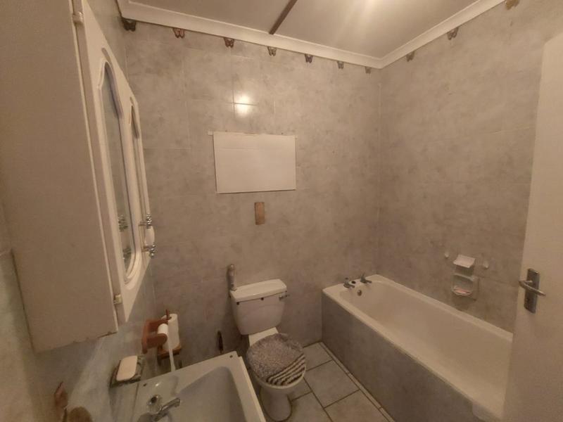 3 Bedroom Property for Sale in Mountain View Gauteng