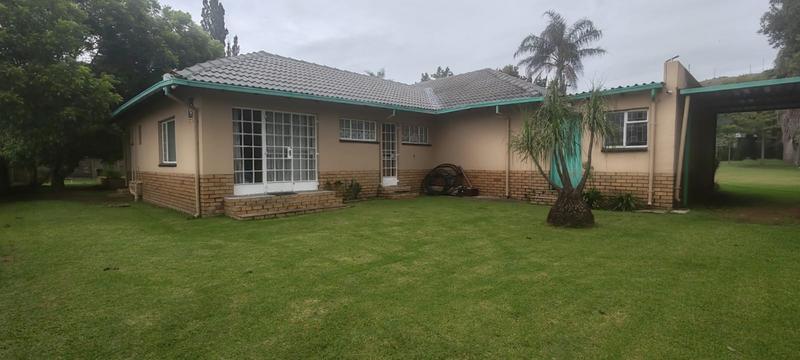 3 Bedroom Property for Sale in Mountain View Gauteng