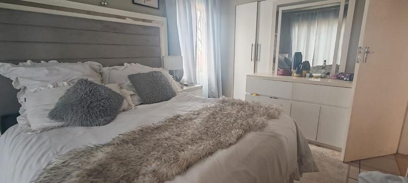 2 Bedroom Property for Sale in Philip Nel Park Gauteng