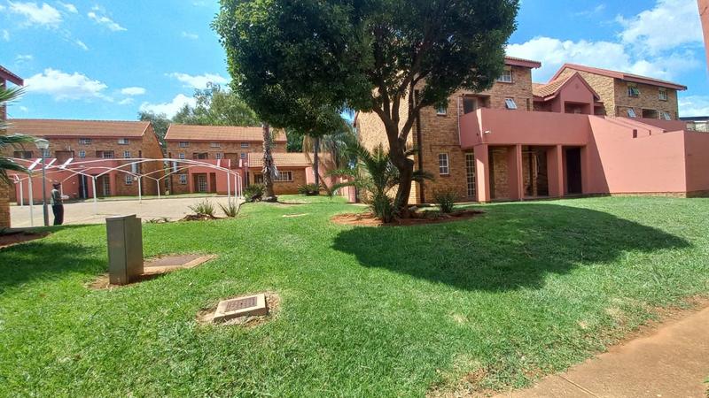 2 Bedroom Property for Sale in Philip Nel Park Gauteng